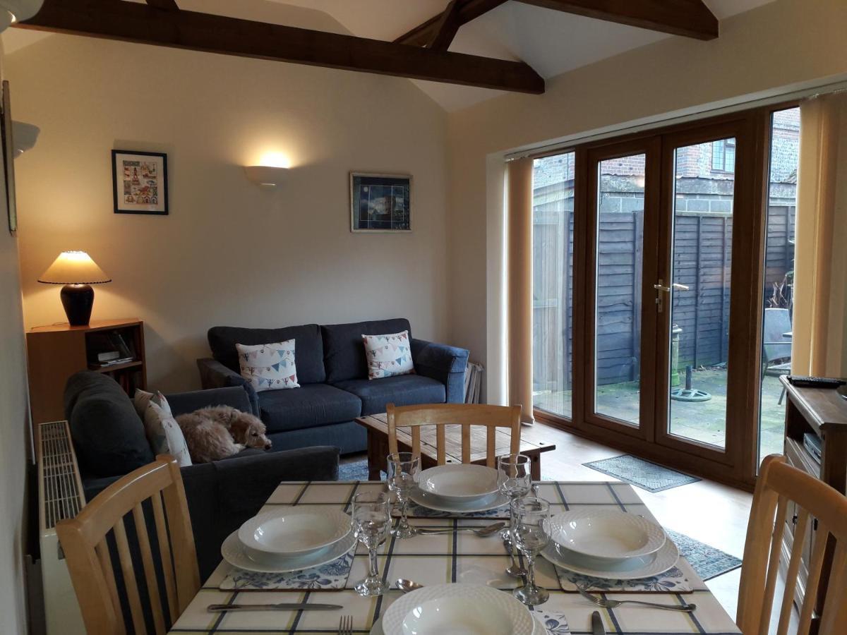 Tanglewood Cottage Thorpe Market ภายนอก รูปภาพ
